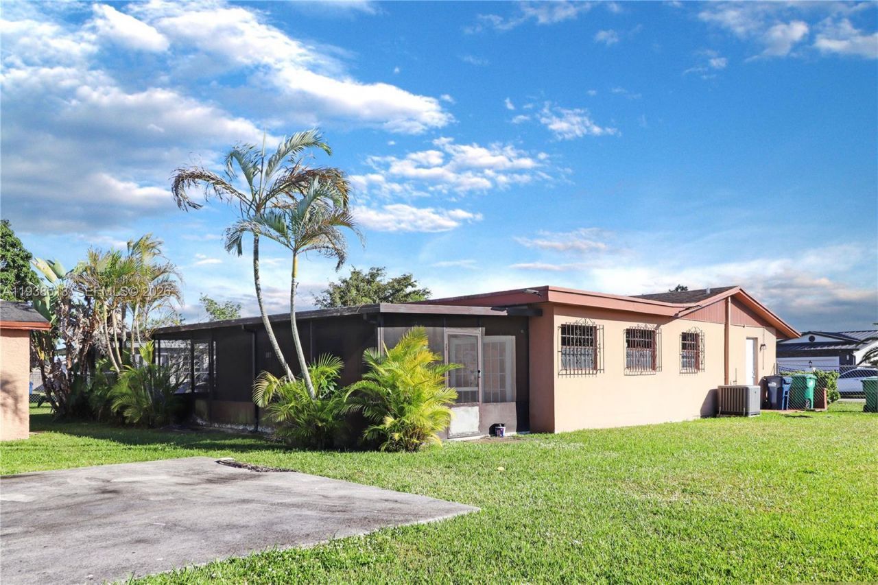 10771 SW 143rd Ter, Miami, FL 33176 Photo