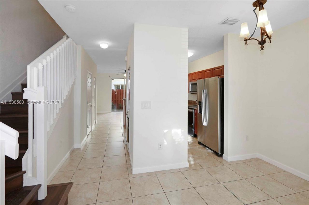 9219 SW 227th St, Unit 9, Cutler Bay, FL 33190 Photo