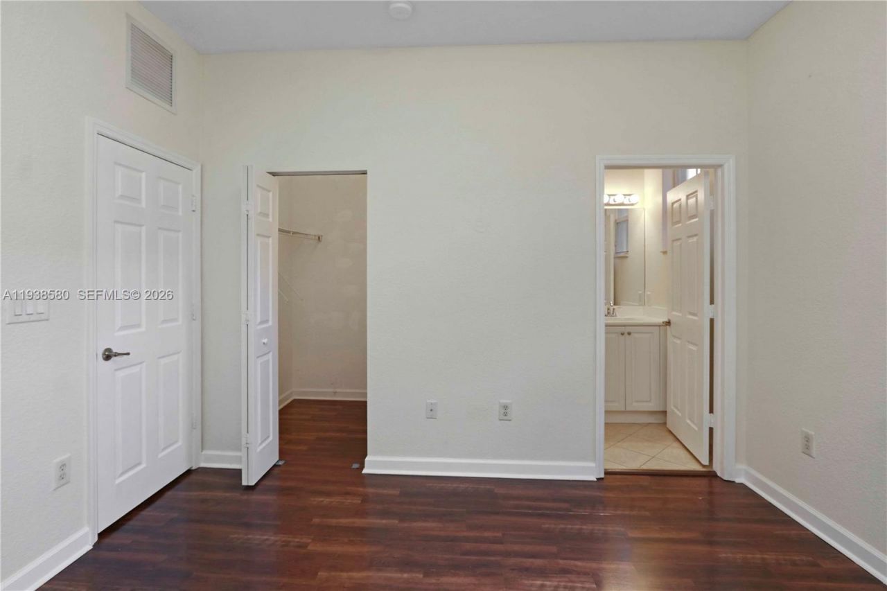 9219 SW 227th St, Unit 9, Cutler Bay, FL 33190 Photo