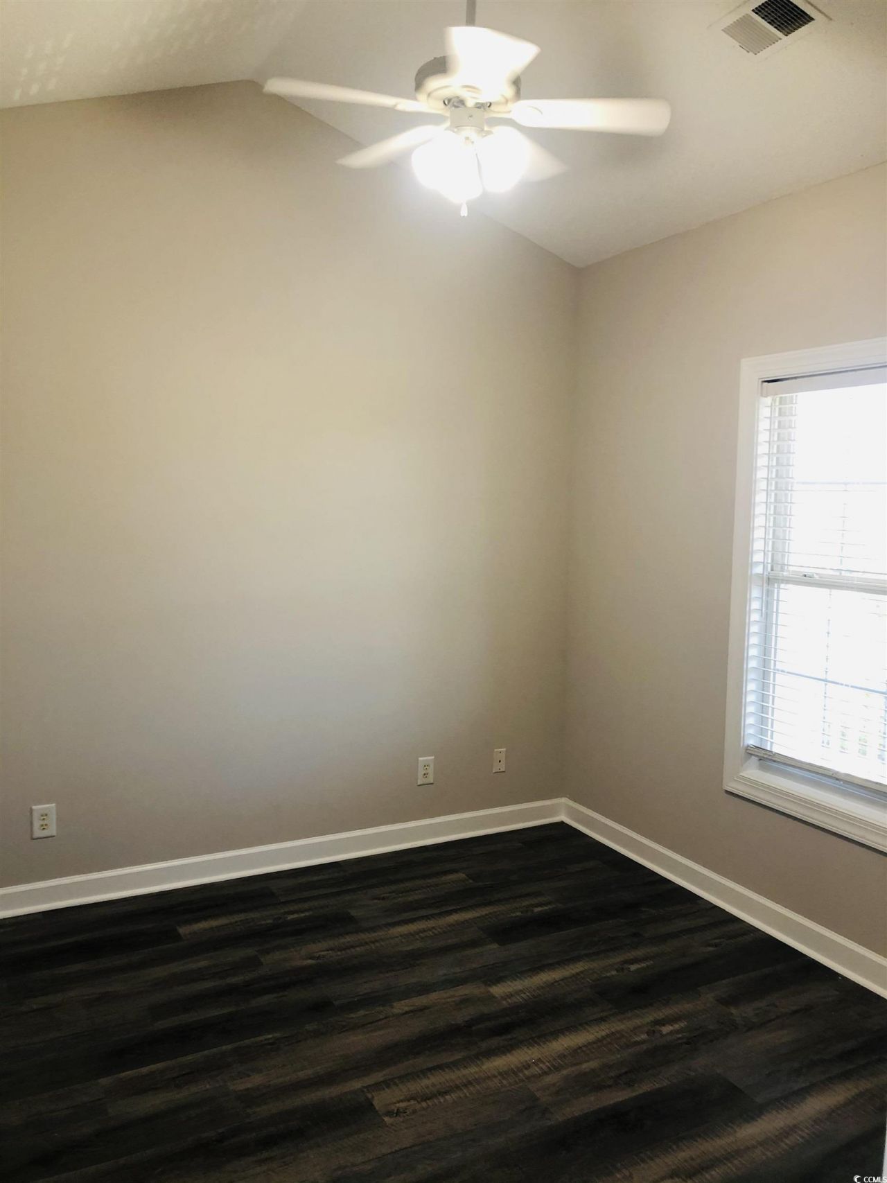 3983 Forsythia Ct. Photo 8