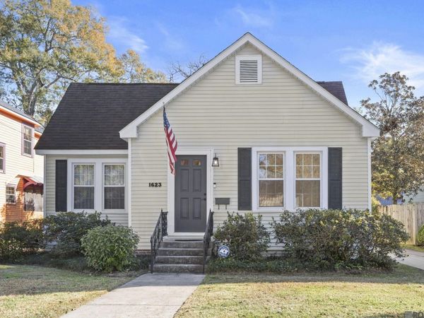 1623 St Rose, Baton Rouge, LA 70808