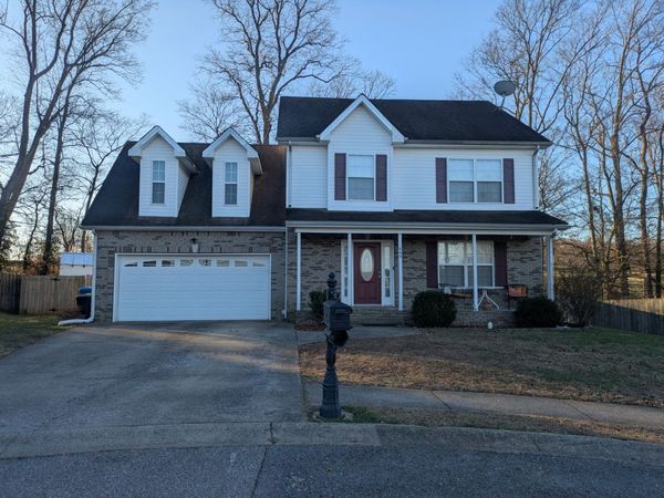669 Wolfchase Ct, Clarksville, TN 37042