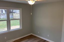 1038 Harbor View Road photo 4