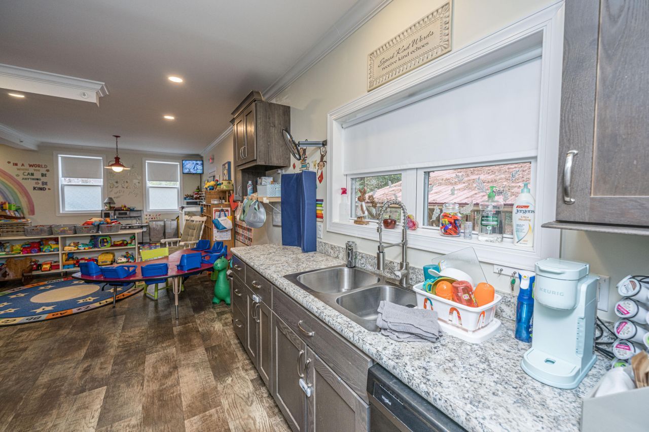 141 Limehouse Drive  Photo 13