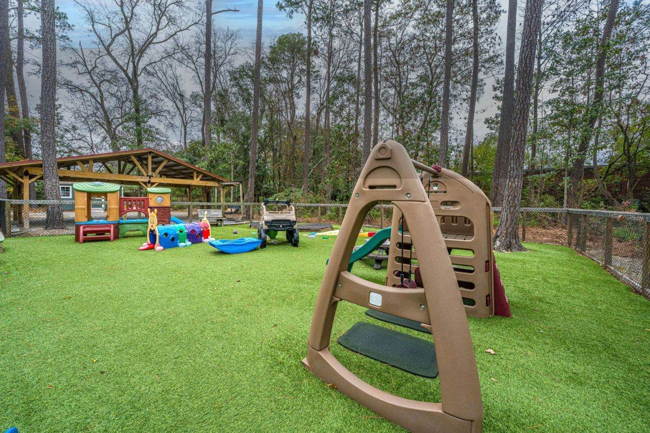 141 Limehouse Drive  Photo 14