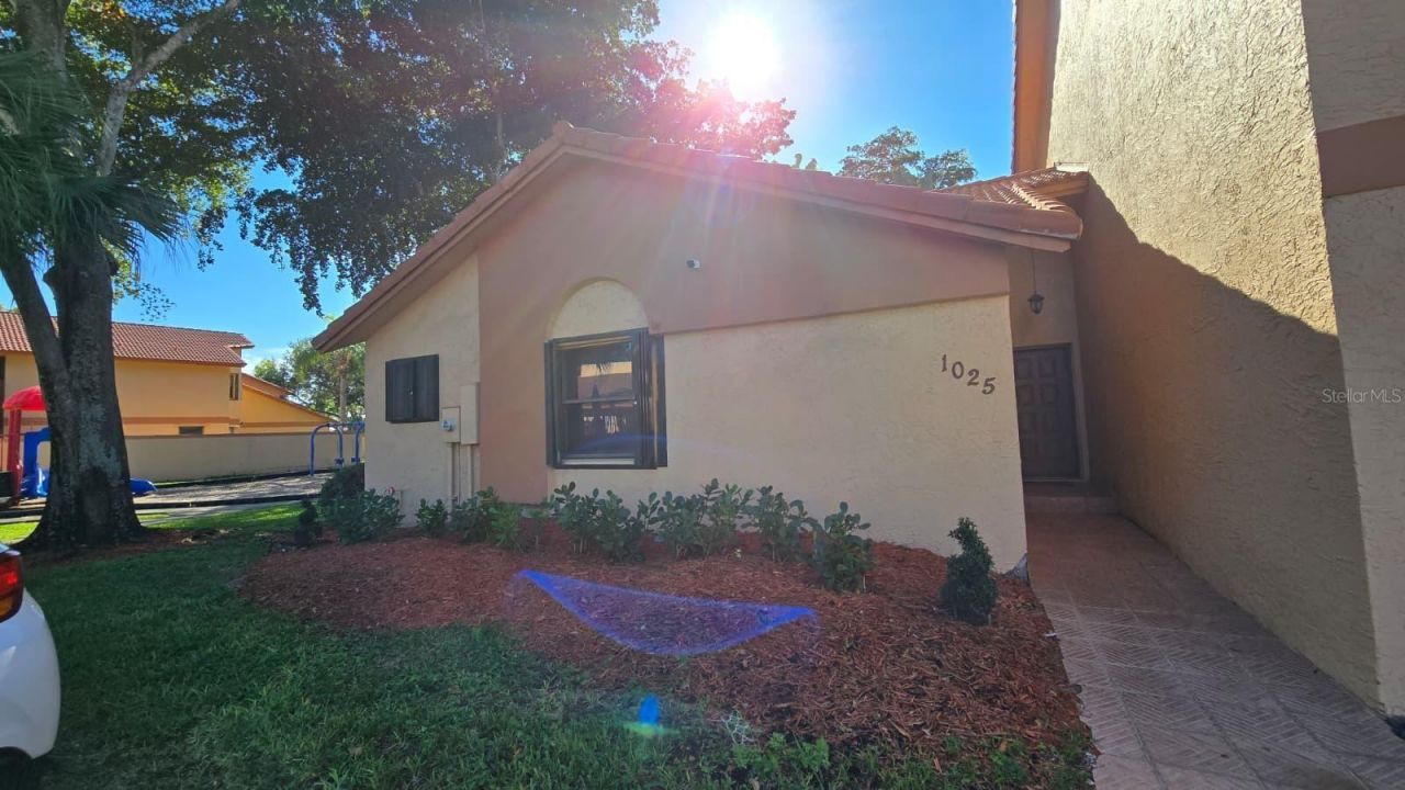1025 SW 113th Terrace, Pembroke Pines, FL 33025 Main Photo