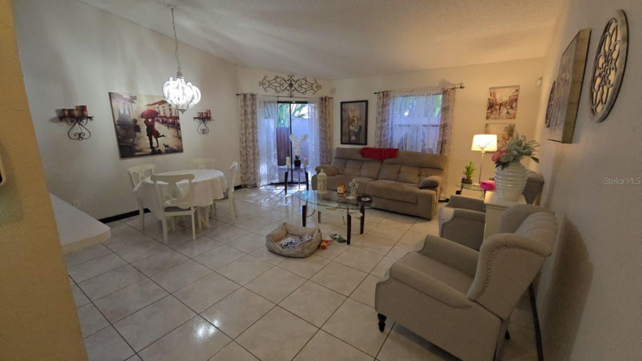1025 SW 113th Terrace, Pembroke Pines, FL 33025 Photo