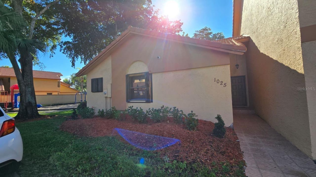 1025 SW 113th Terrace, Pembroke Pines, FL 33025 Photo