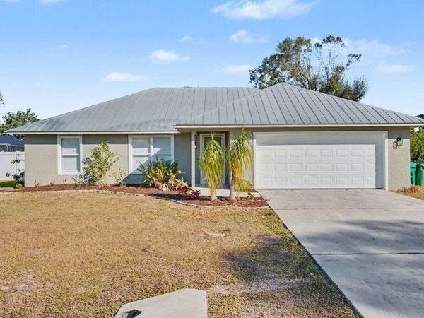 4908 Paleo Pines Circle, Fort Pierce, FL 34951