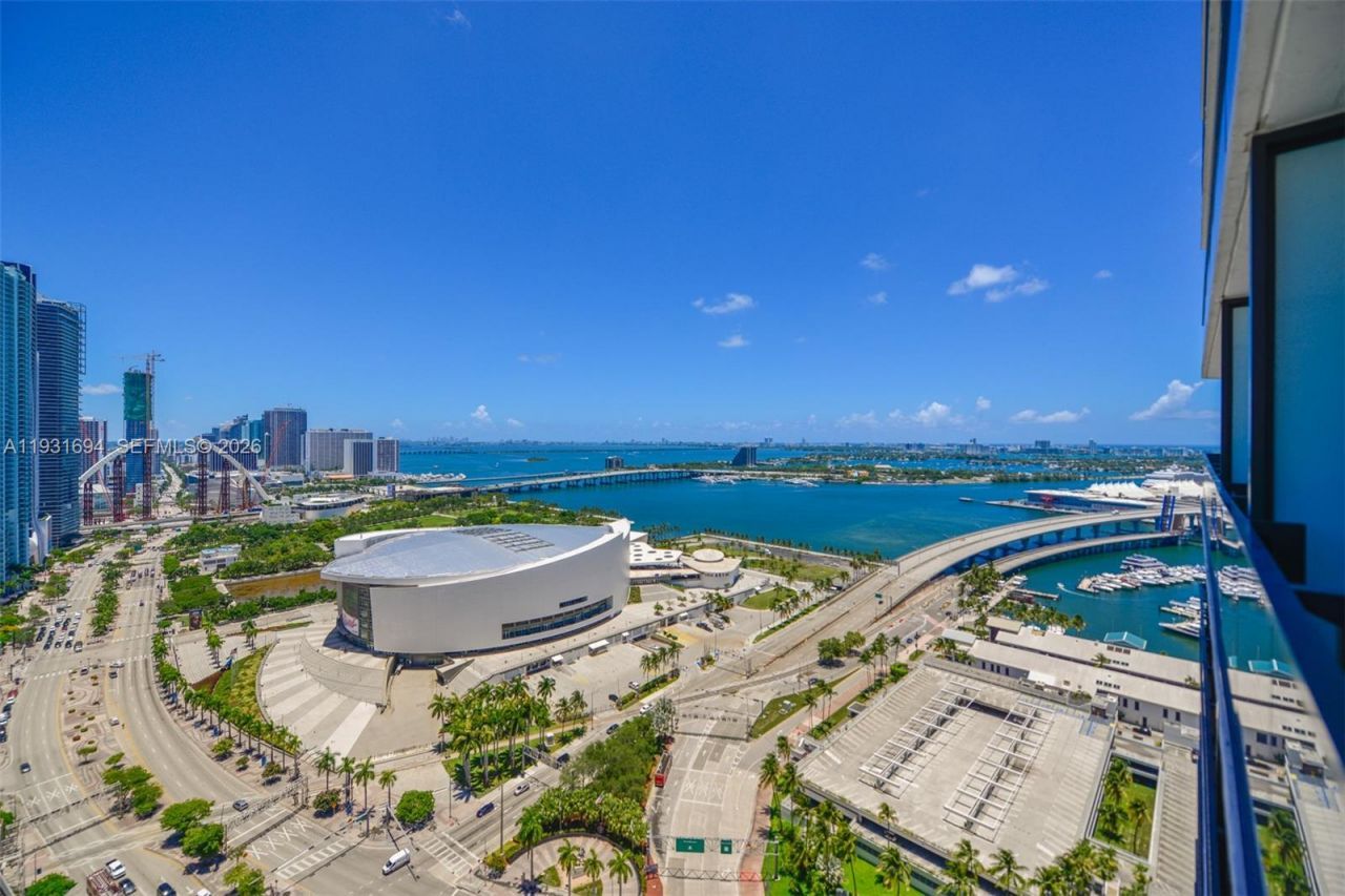 398 NE 5th St , Unit 2407, Miami, FL 33132 Photo