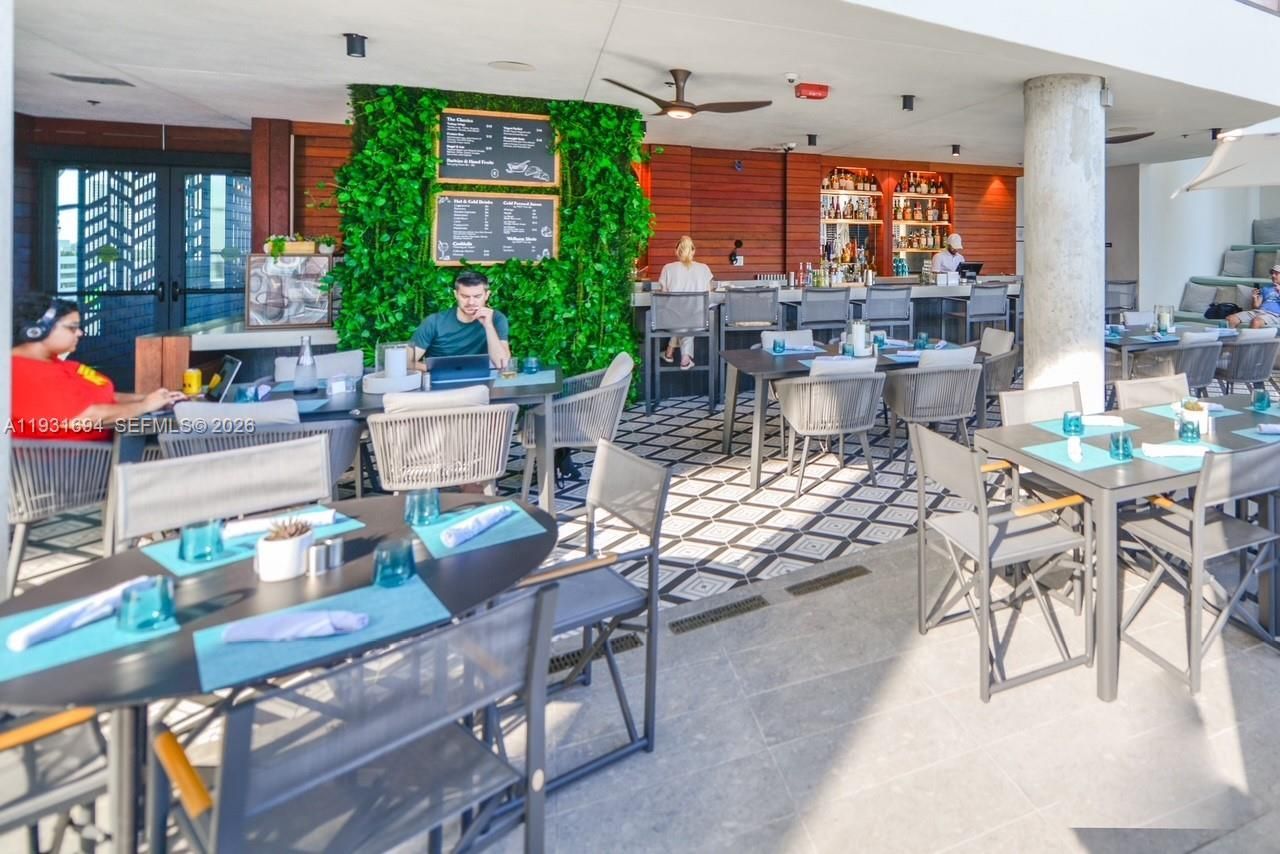 398 NE 5th St , Unit 2407, Miami, FL 33132 Photo