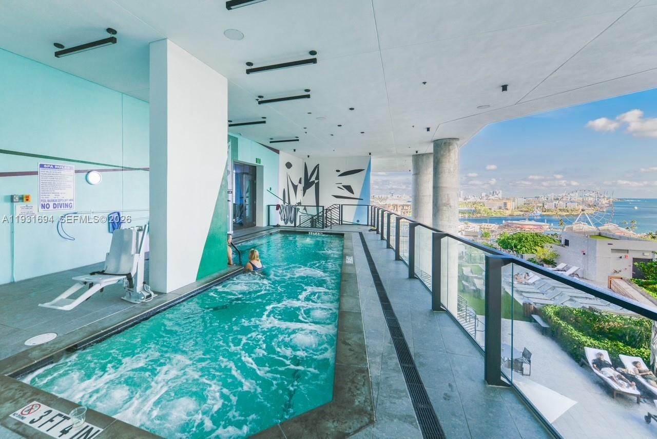 398 NE 5th St , Unit 2407, Miami, FL 33132 Photo