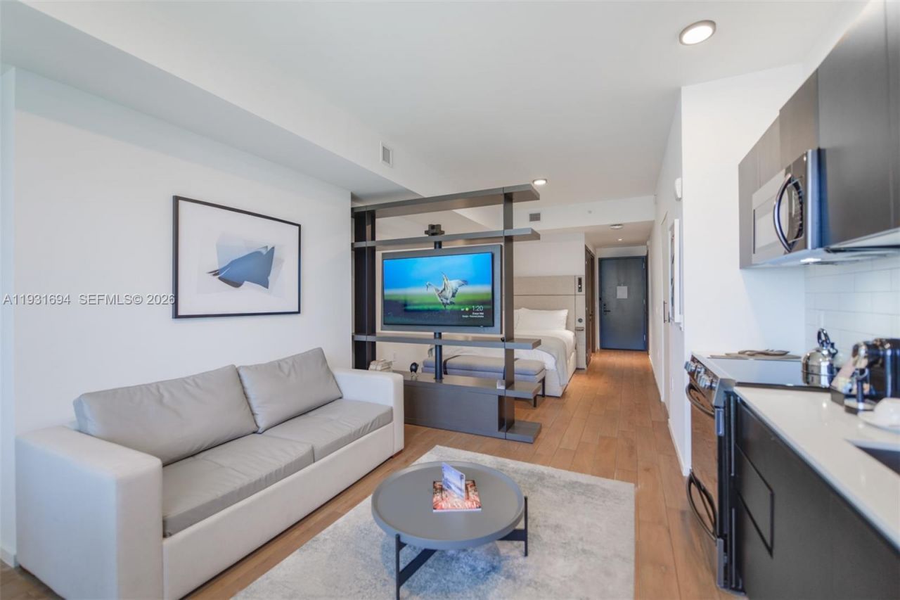 398 NE 5th St , Unit 2407, Miami, FL 33132 Photo