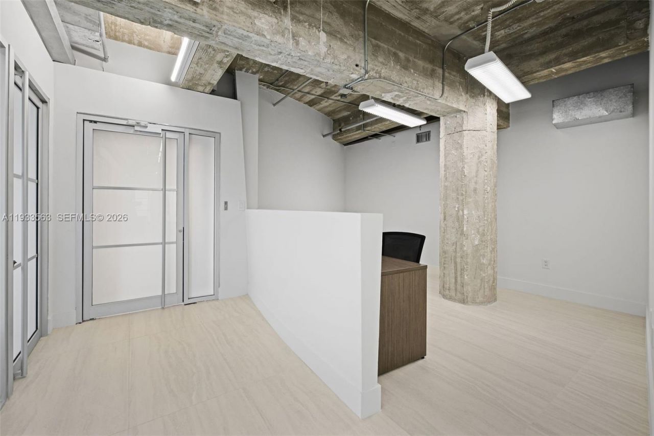 605 Lincoln Rd, Unit 500, Miami Beach, FL 33139 Photo