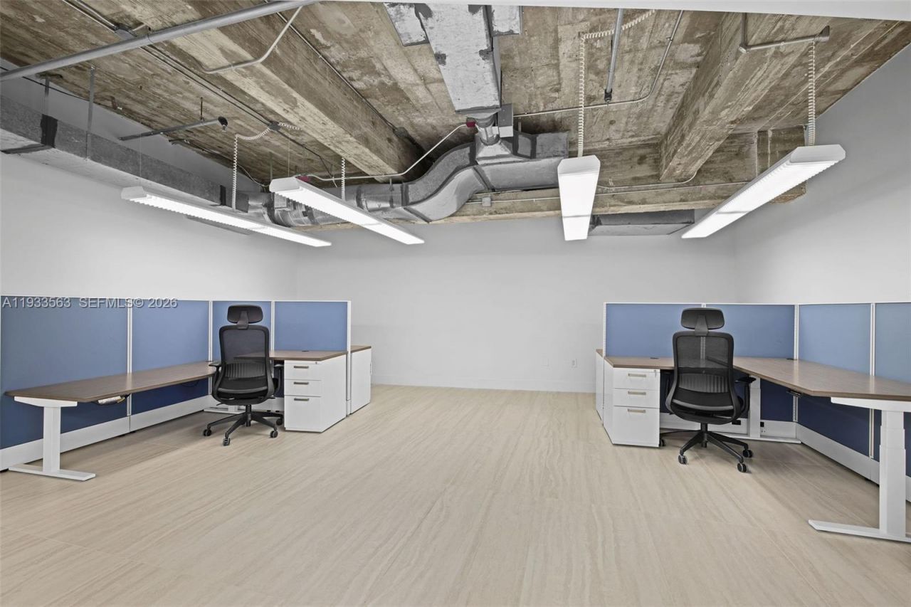 605 Lincoln Rd, Unit 500, Miami Beach, FL 33139 Photo