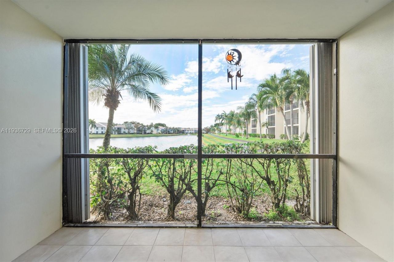 1109 Green Pine Blvd, Unit C1, West Palm Beach, FL 33409 Photo