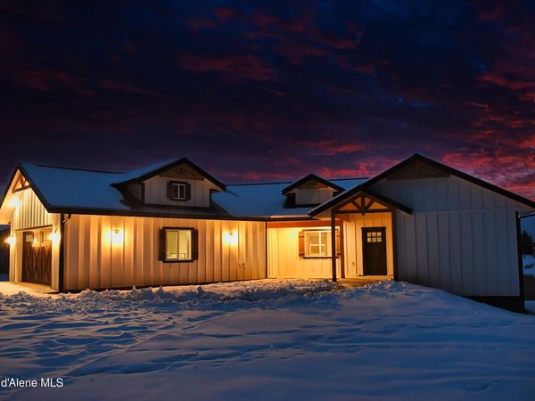 152 Danny Lane, Moyie Springs, ID 83845