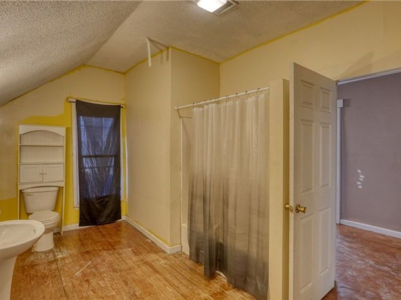 615 Clark Street, Cambridge, OH 43725 Photo 16