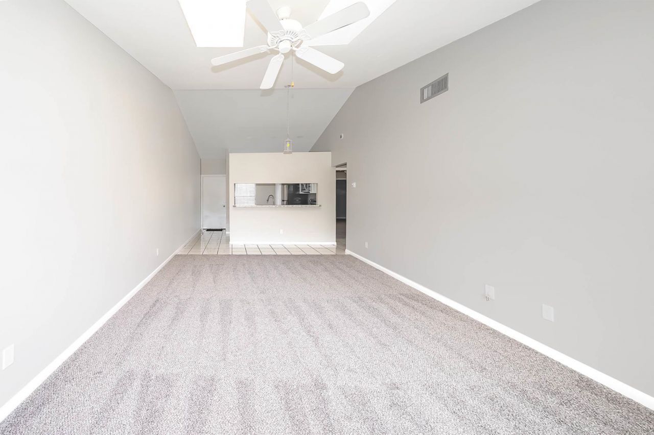 15206 Parkside Dr, Unit 201, Fort Myers, FL 33908 Photo