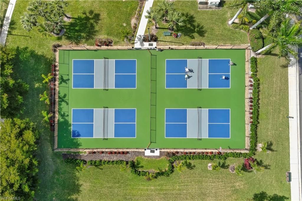 8009 Breton Cir, Fort Myers, FL 33912 Photo
