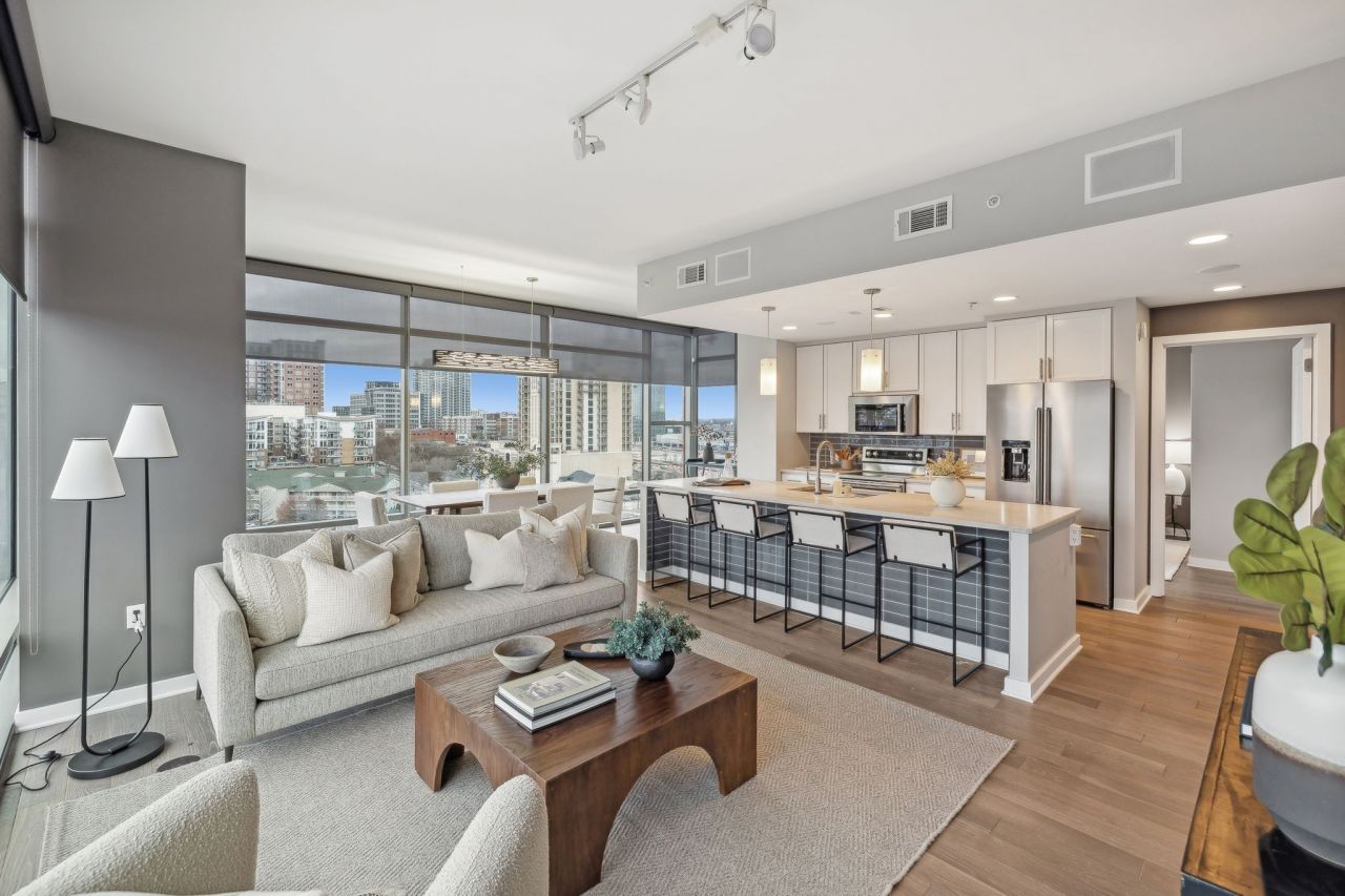 1212 Laurel St, Unit 813, Nashville, TN 37203 Main Photo