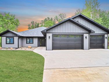 16 Deblock Lane, Crosby, MN 56441