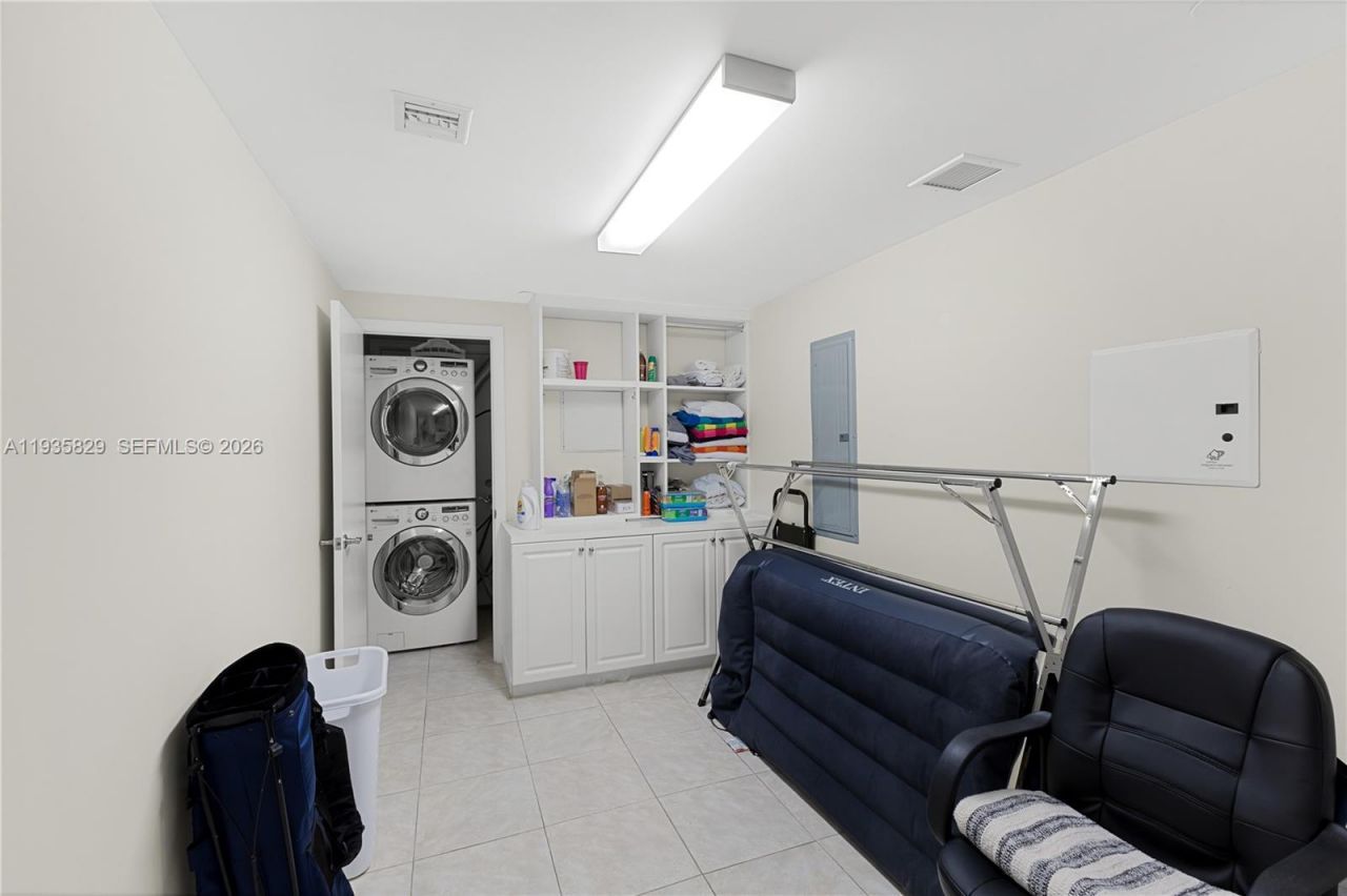 20201 E Country Club Dr, Unit 2506, Aventura, FL 33180 Photo