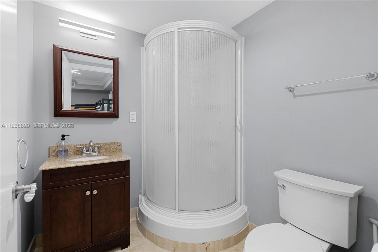 20201 E Country Club Dr, Unit 2506, Aventura, FL 33180 Photo