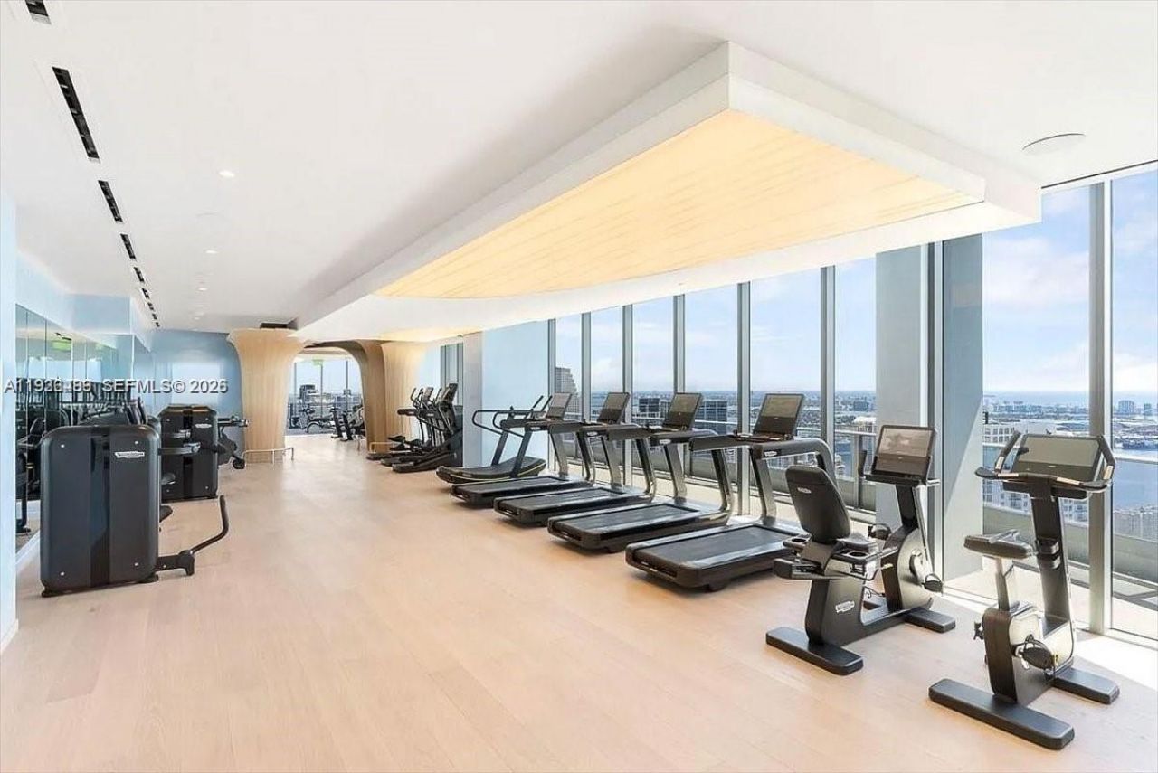 1000 Brickell Plz , Unit 3902, Miami, FL 33131 Photo