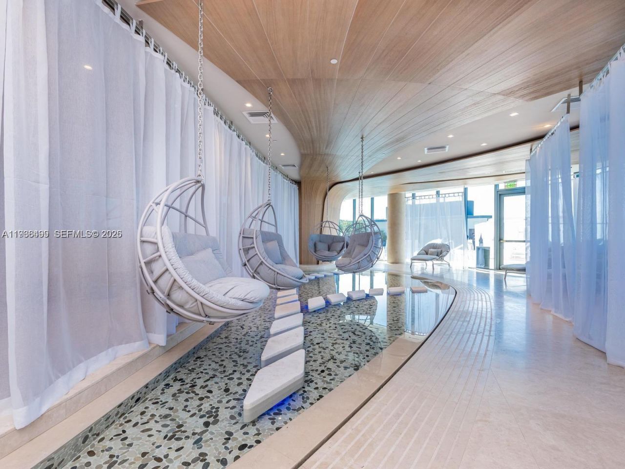 1000 Brickell Plz , Unit 3902, Miami, FL 33131 Photo