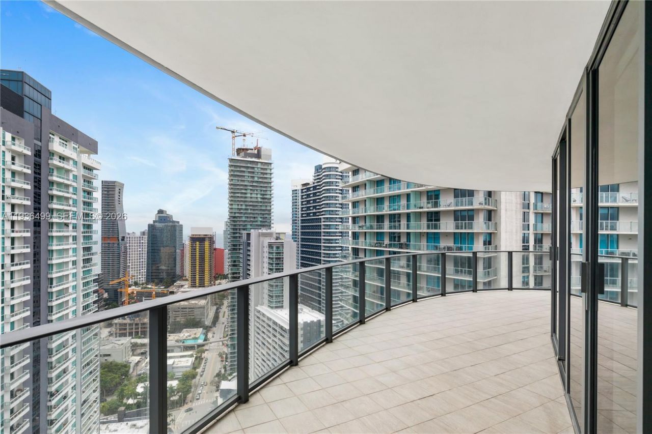 1000 Brickell Plz , Unit 3902, Miami, FL 33131 Photo