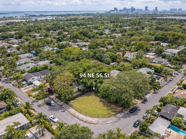 94 NE 56th St , Miami, FL 33137