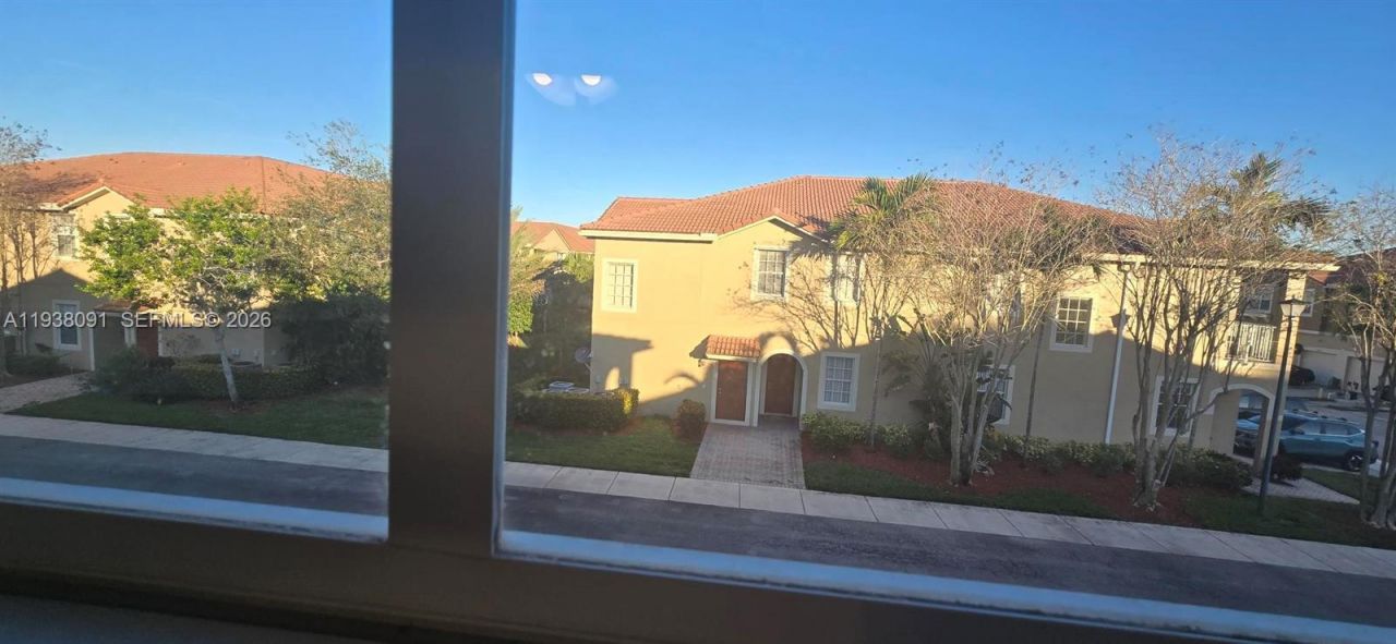 5818 Hampton Hills Blvd, Unit 5818, Tamarac, FL 33321 Photo