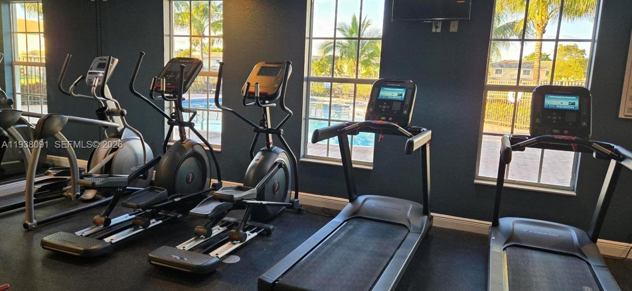 5818 Hampton Hills Blvd, Unit 5818, Tamarac, FL 33321 Photo