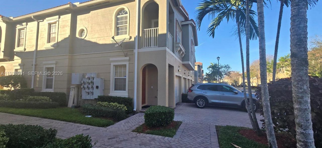 5818 Hampton Hills Blvd, Unit 5818, Tamarac, FL 33321 Photo