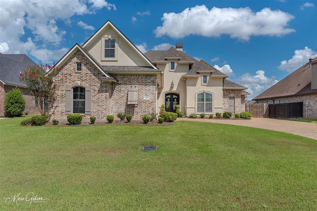 707 Bandera Drive, Bossier City, LA 71111 Main Photo