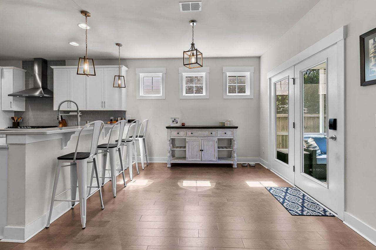 1201 Gannett Road Photo 7