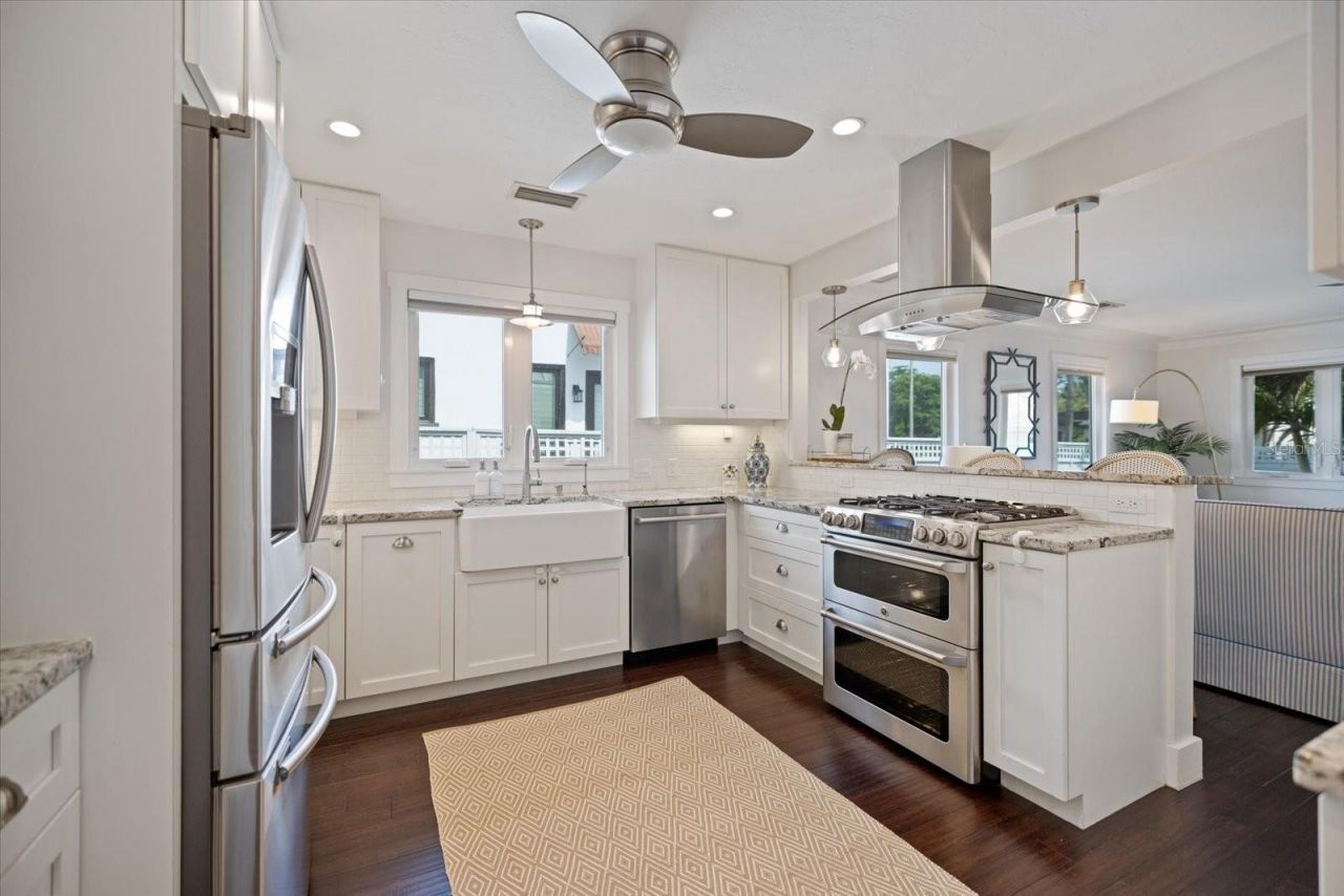 1841 Datura Street, Sarasota, FL 34239 Photo