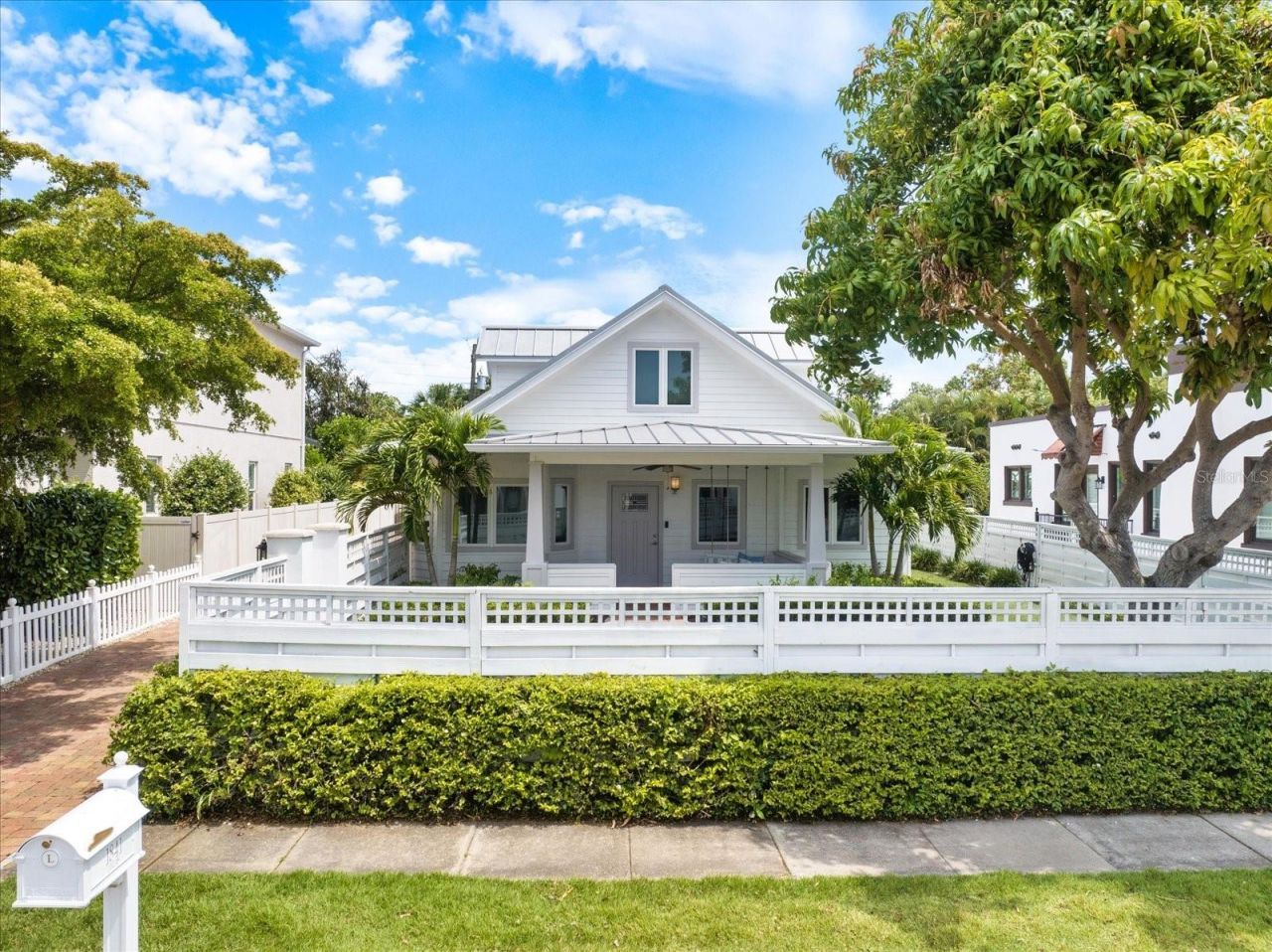 1841 Datura Street, Sarasota, FL 34239 Photo