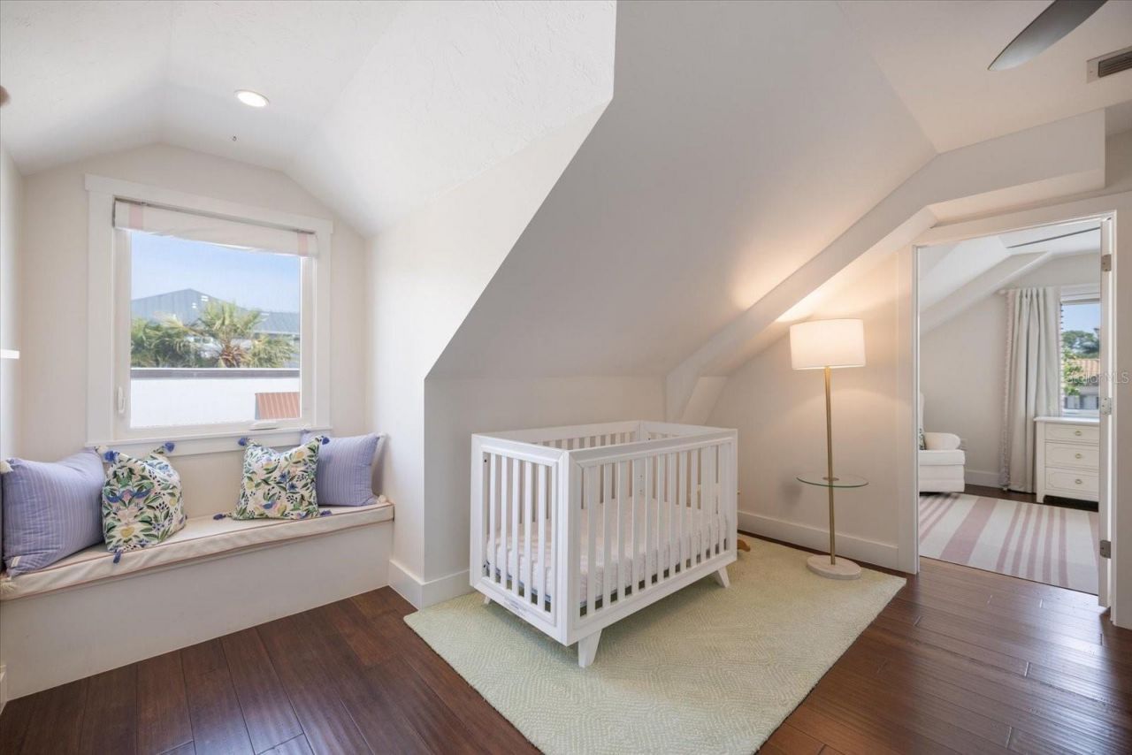 1841 Datura Street, Sarasota, FL 34239 Photo