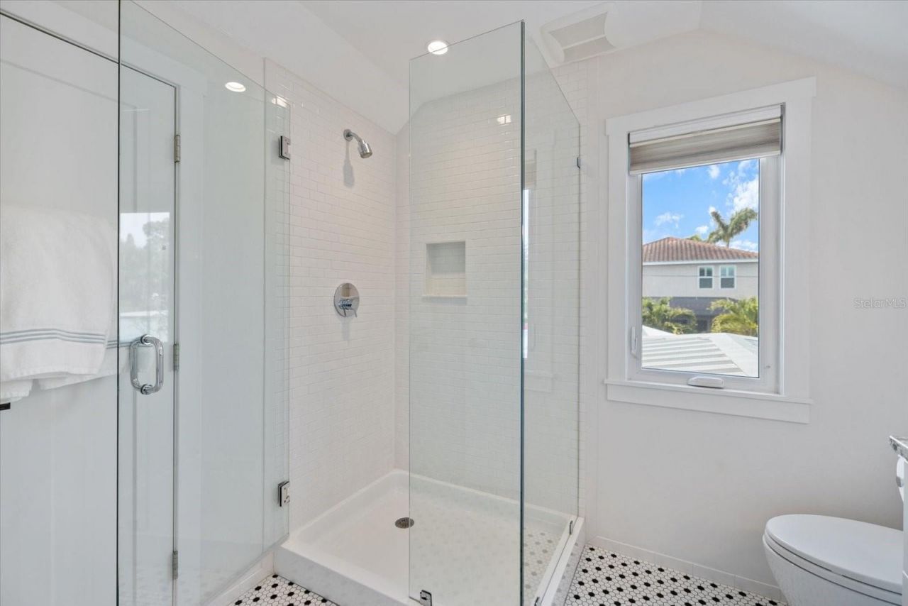 1841 Datura Street, Sarasota, FL 34239 Photo