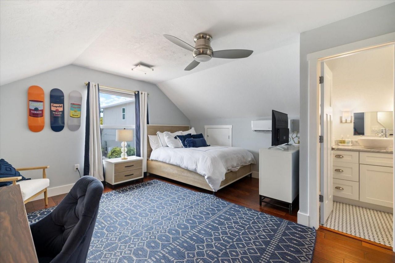 1841 Datura Street, Sarasota, FL 34239 Photo