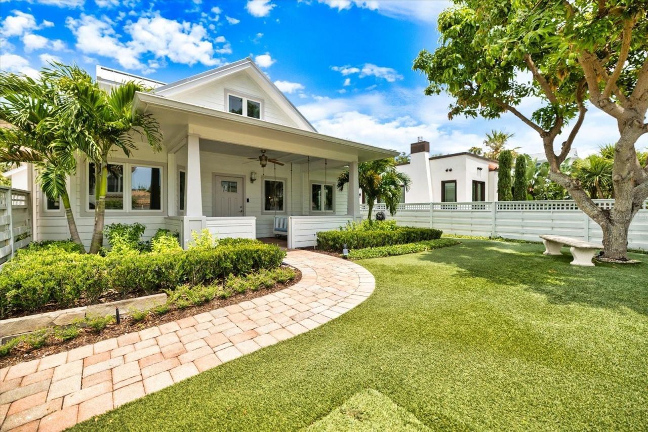 1841 Datura Street, Sarasota, FL 34239 Photo
