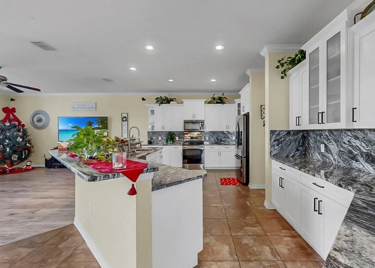 5457 Sandy Shell Drive, Apollo Beach, FL 33572 Photo
