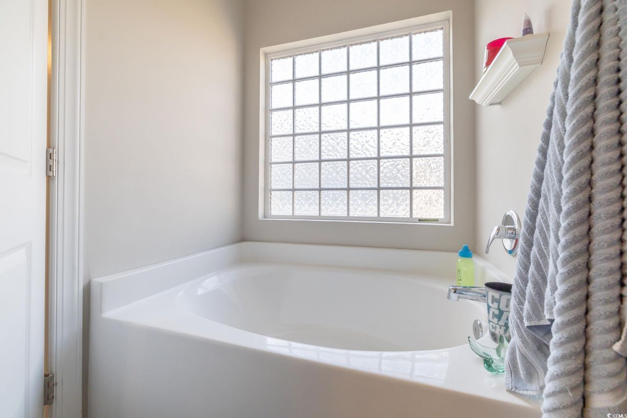 244 Turning Pines Loop Photo 8