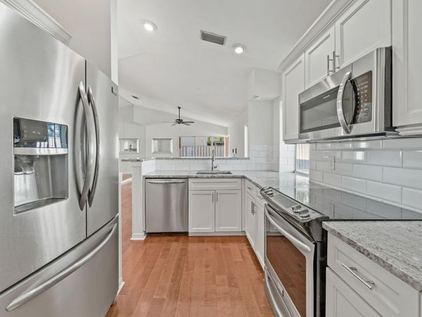 28 Governors Court, Palm Beach Gardens, FL 33418