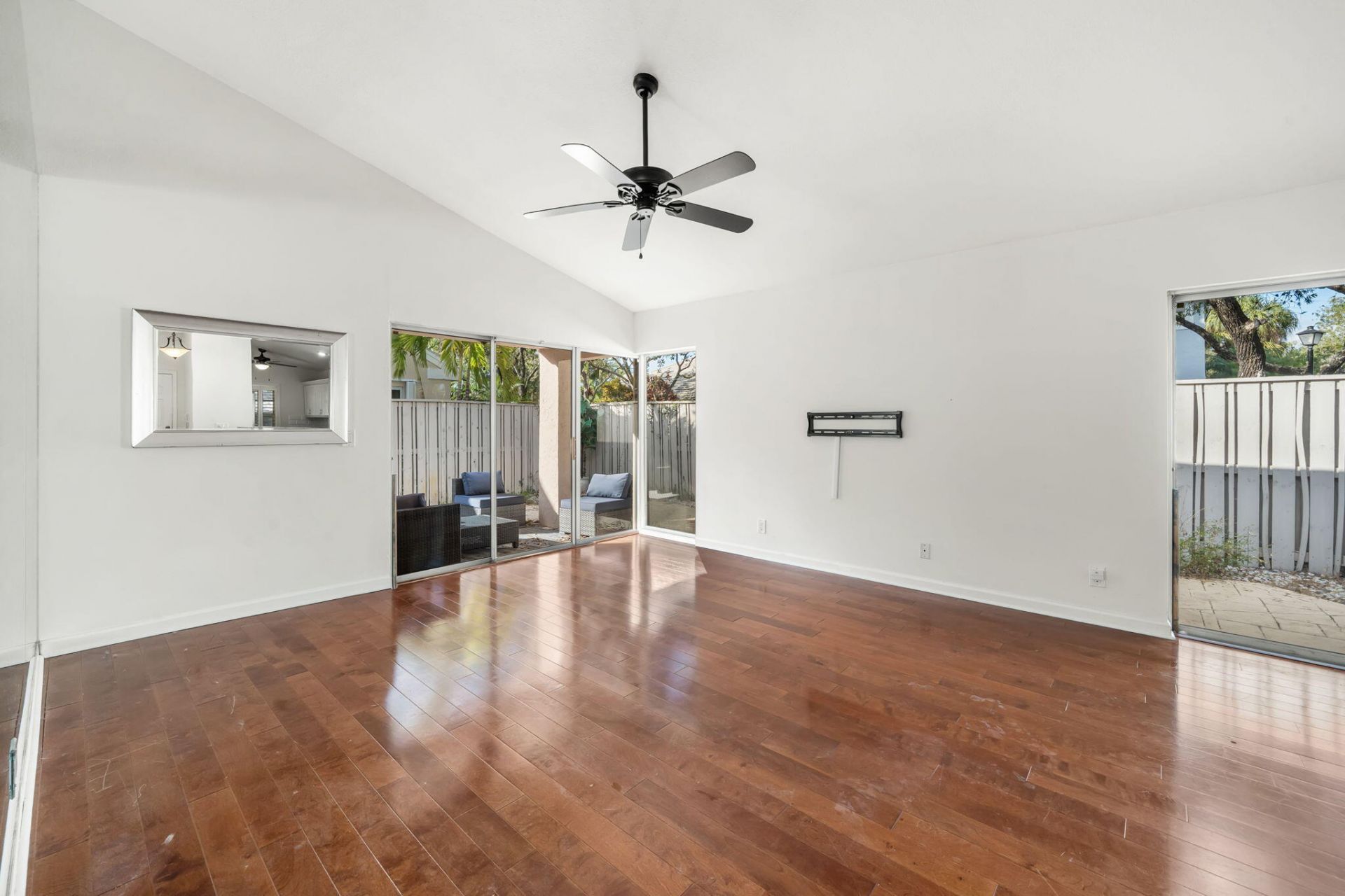28 Governors Court, Palm Beach Gardens, FL 33418 Photo