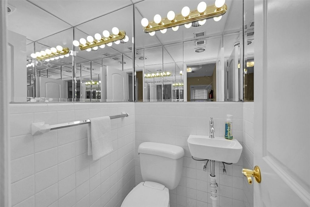 2920 NE 23rd Street, Pompano Beach, FL 33062 Photo