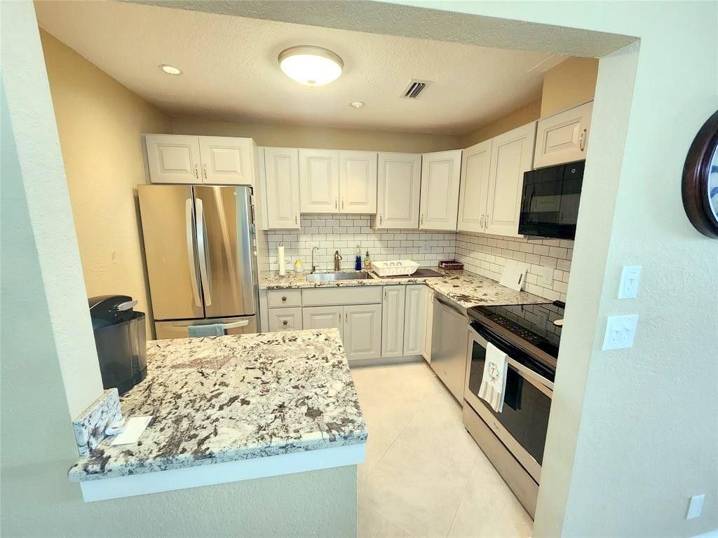 6281 Bay Club Drive, Unit 2, Fort Lauderdale, FL 33308 Photo