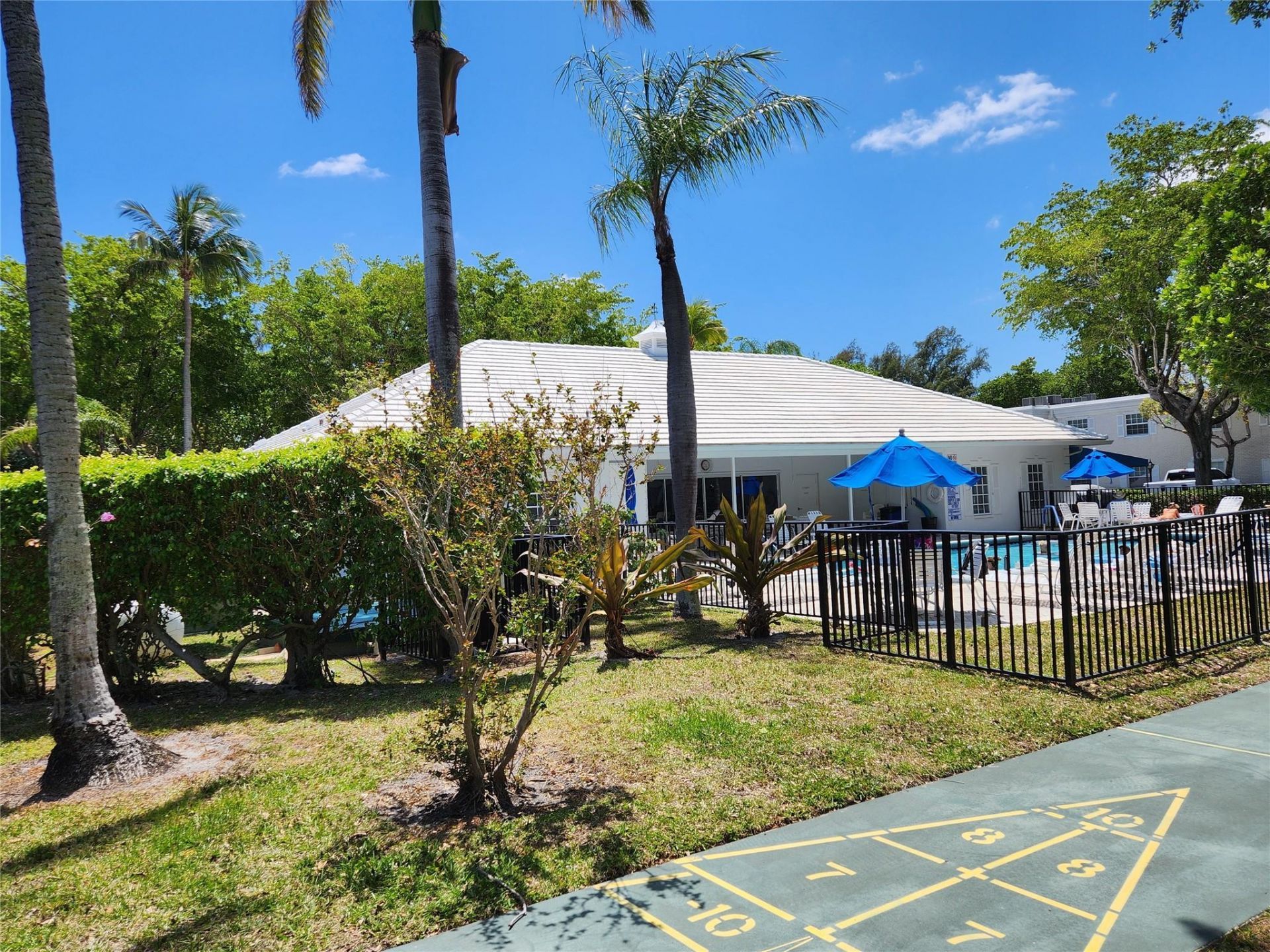 6281 Bay Club Drive, Unit 2, Fort Lauderdale, FL 33308 Photo